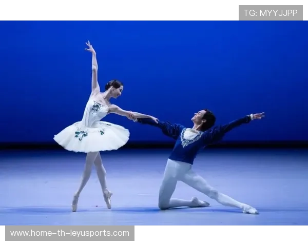 “新加坡赛场,游泳与水上芭蕾大放异彩”